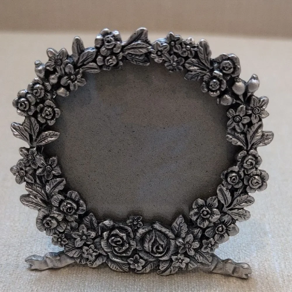 Vintage Floral Pewter Metal Picture Photo Frame
